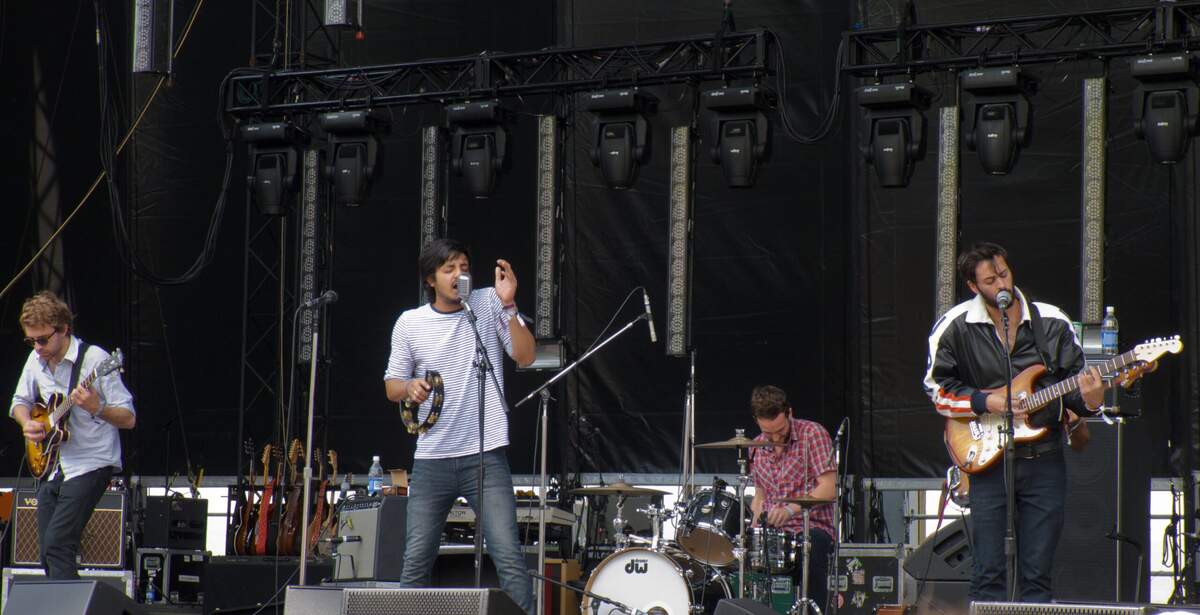 Young The Giant Wikipedia